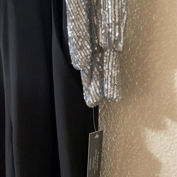 Tahari sequin jumpsuit - Picture 6 of 7